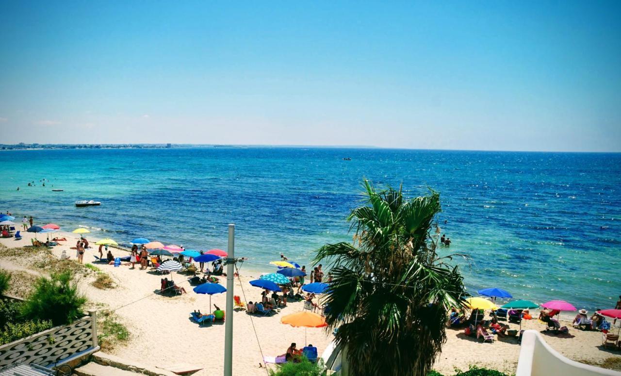 Porto Cesareo Appartamento Panoramico Fronte Mare Con Parcheggio Coperto Torre Lapillo Zewnętrze zdjęcie