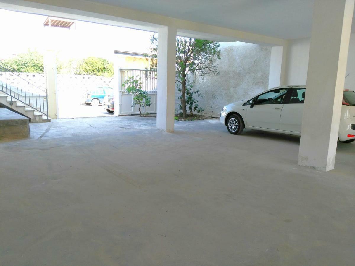 Porto Cesareo Appartamento Panoramico Fronte Mare Con Parcheggio Coperto Torre Lapillo Zewnętrze zdjęcie